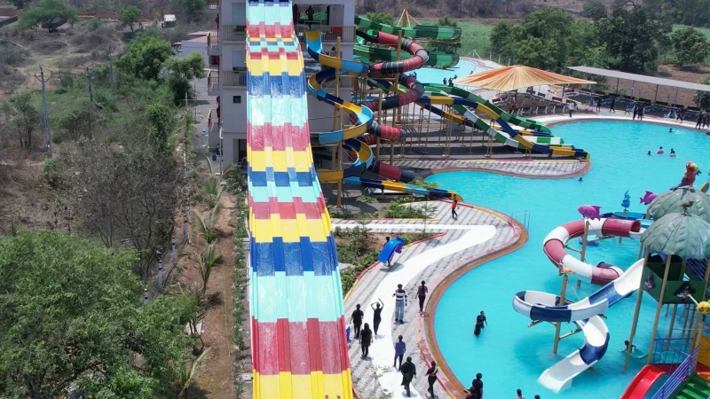 Exploring the Thrills of Water World Water Park